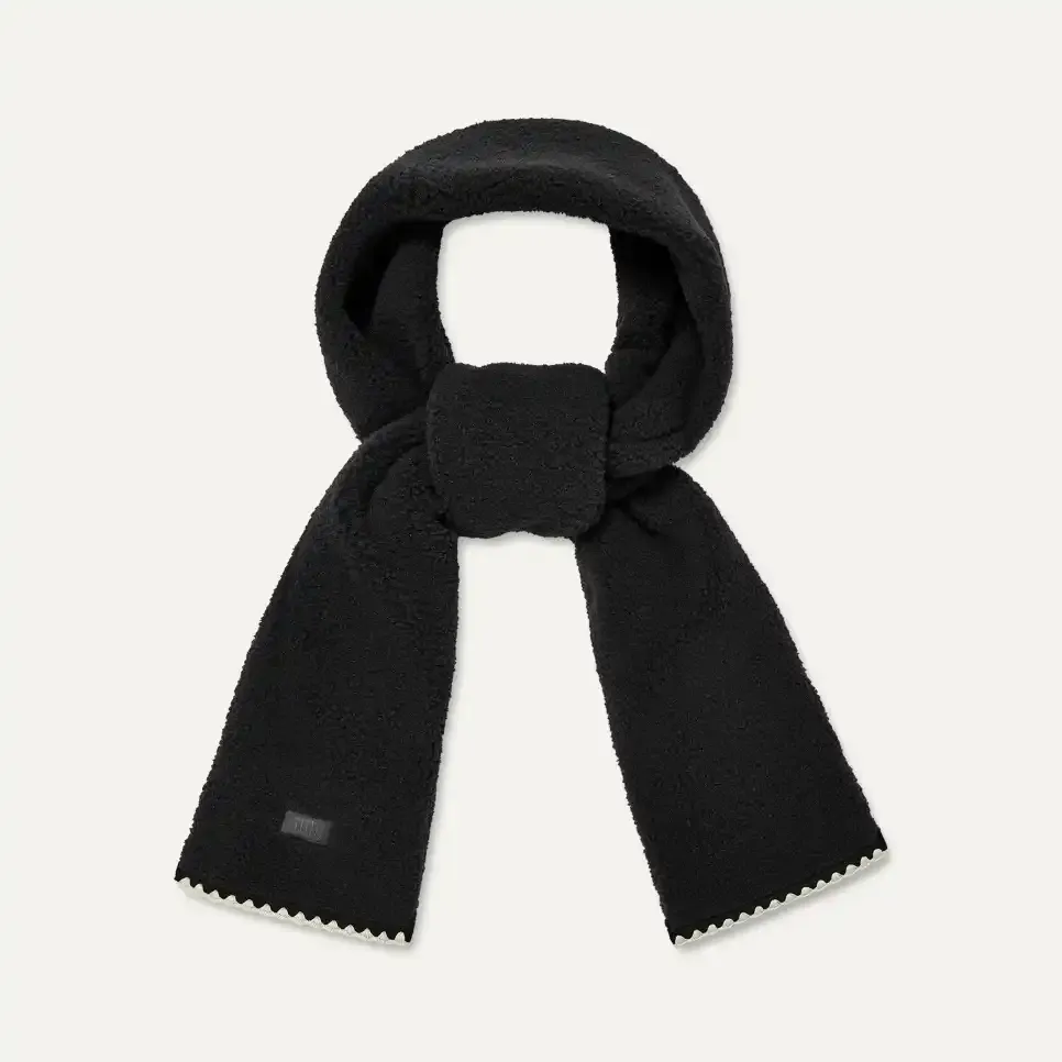 Femme fluff Scalloped Scarf