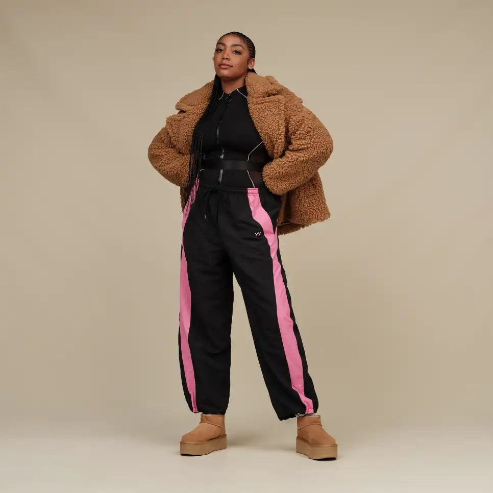 Femmes – Manteau court pelucheux Gertrude