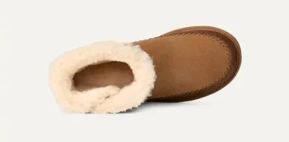 Women's Classic RetroChic Strap Boot