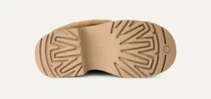 Women's Classic Esmee Lace Up Boot