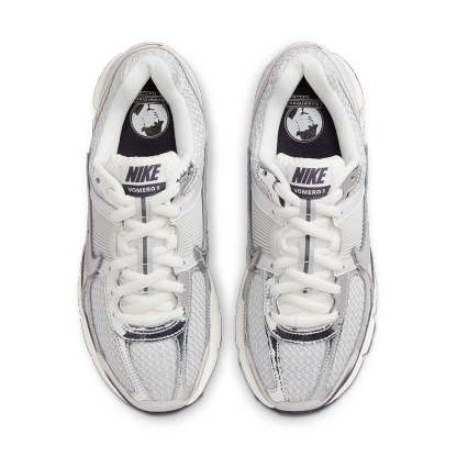 Nithtke Zoom Vomero 5 Photon Dust Metallic Silver