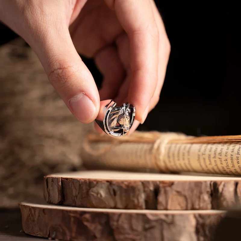 Lucky Horseshoe Horse Head Ring