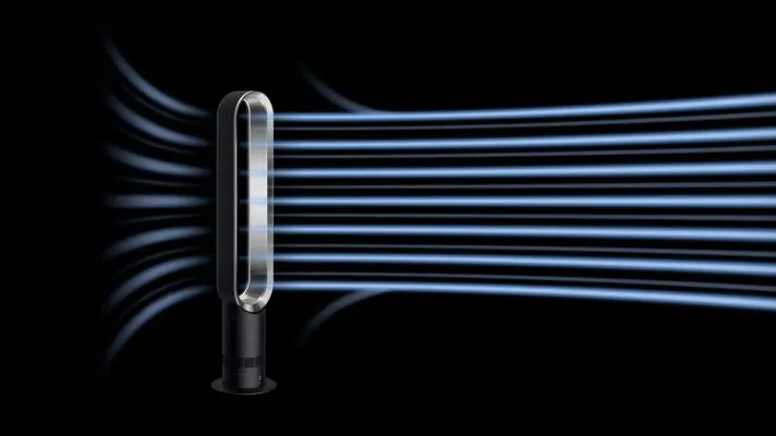 Vue latérale du ventilateur tour Dyson Cool montrant le flux d’air provenant de l’appareil.