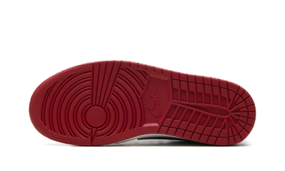 Air Jordan 1 Low OG "Chicago (2025)"