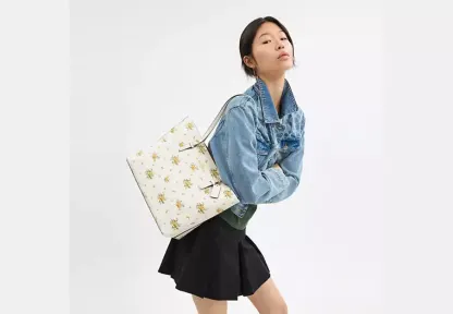 Mollie Tote Bag With Floral Print