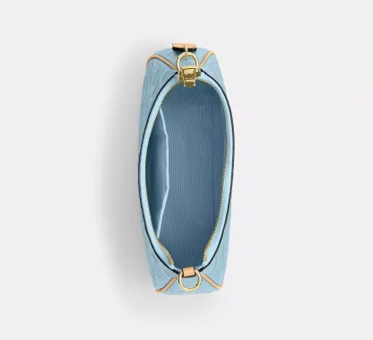 Teri Shoulder Bag In Signature Leather