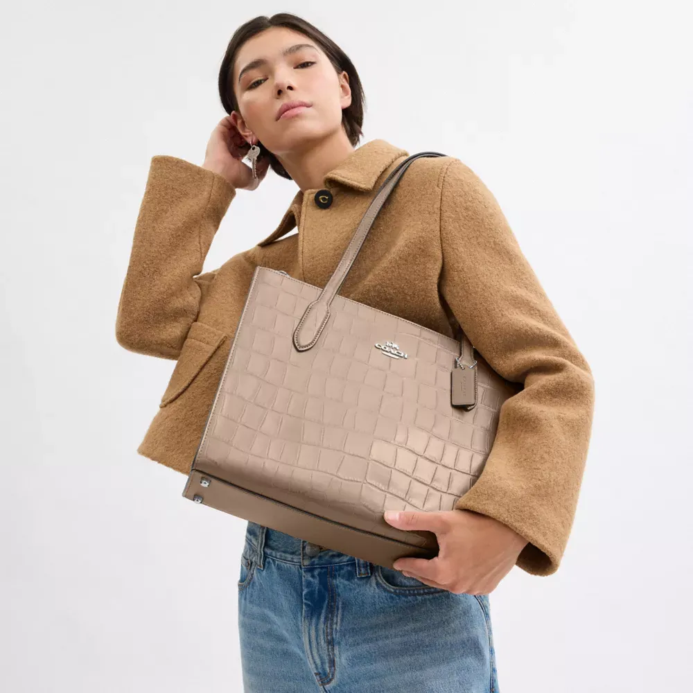 Nina Tote Bag