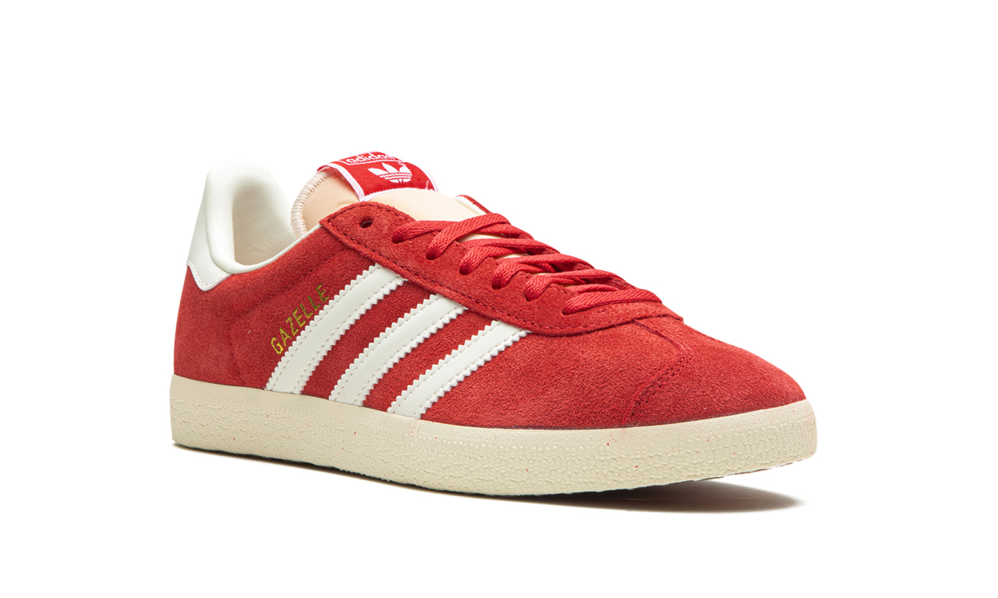 Gazelle "Glory Red"
