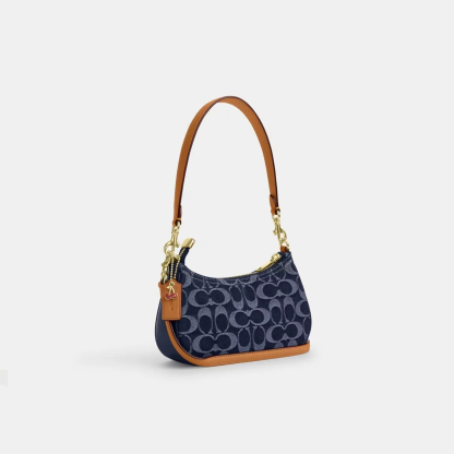 Teri Shoulder Bag In Signature Denim Cherry CAF82