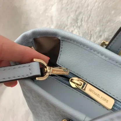 Michaethtl Kors XS Carry All Jet Set Travel Womens Tote (Pale Ocean) MK Signature