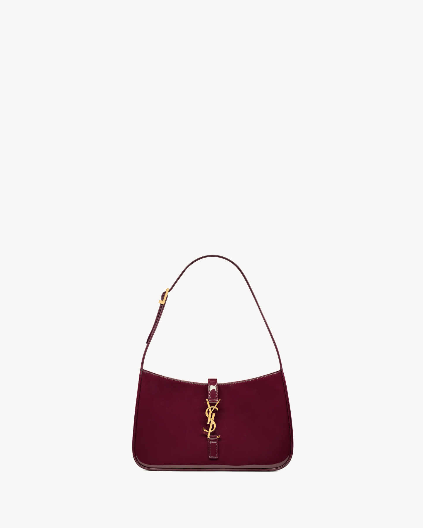 le 5 à 7 in patent leather