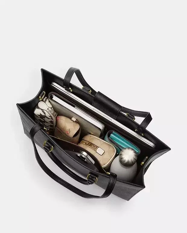 Maggie Tote Bag In Signature Leather CY672- New