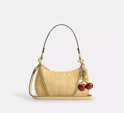 Teri Shoulder Bag With Quilting