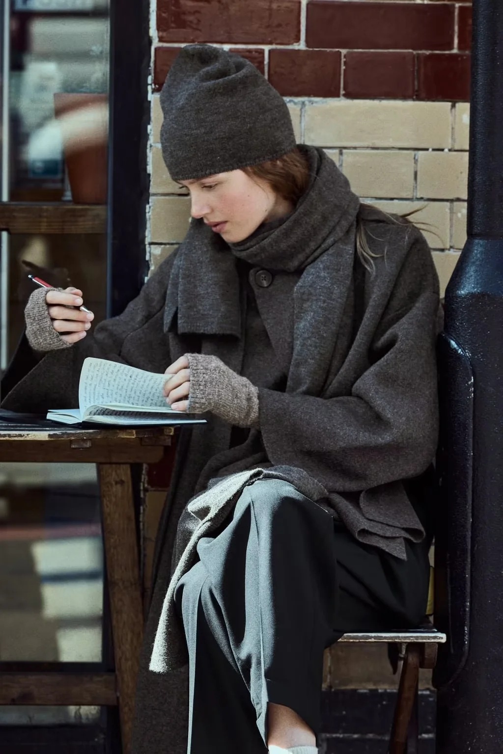 Asymmetric Scarf Short Knit Coat