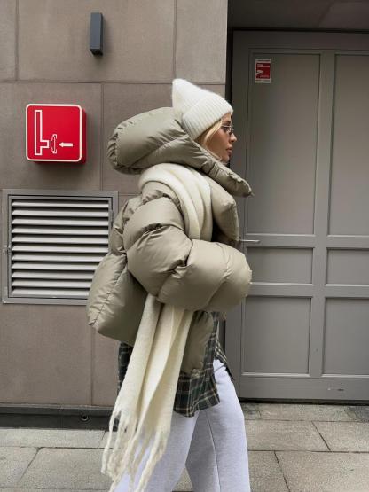 Personalized Street-Style Short Hooded Cotton Jacket