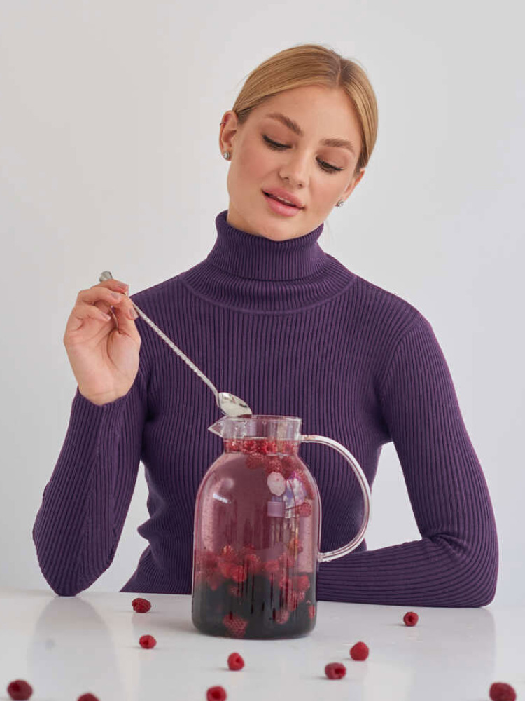 turtleneck knit undershirt