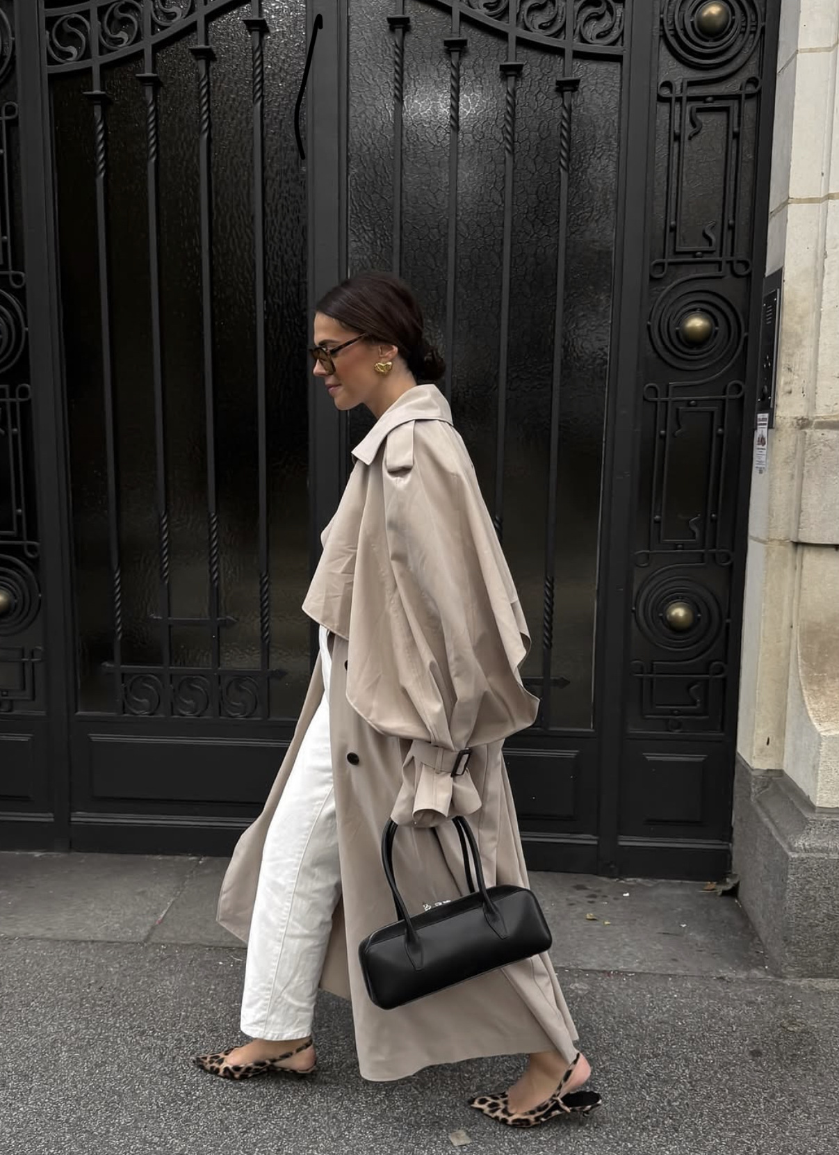 Fashionable Mid-Length Knee-Length Trench Coat