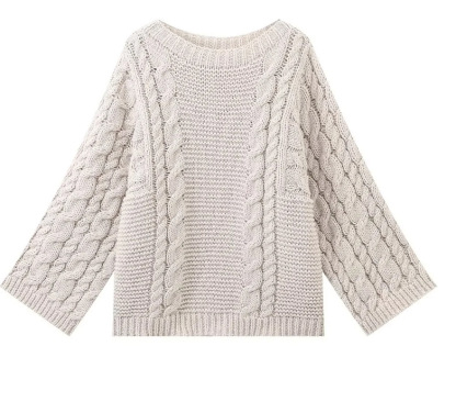 Round-neck bell-sleeve loose-knit sweater