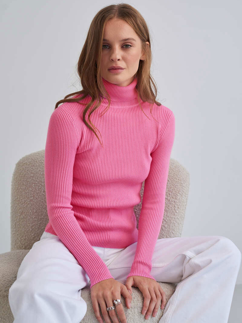 turtleneck knit undershirt