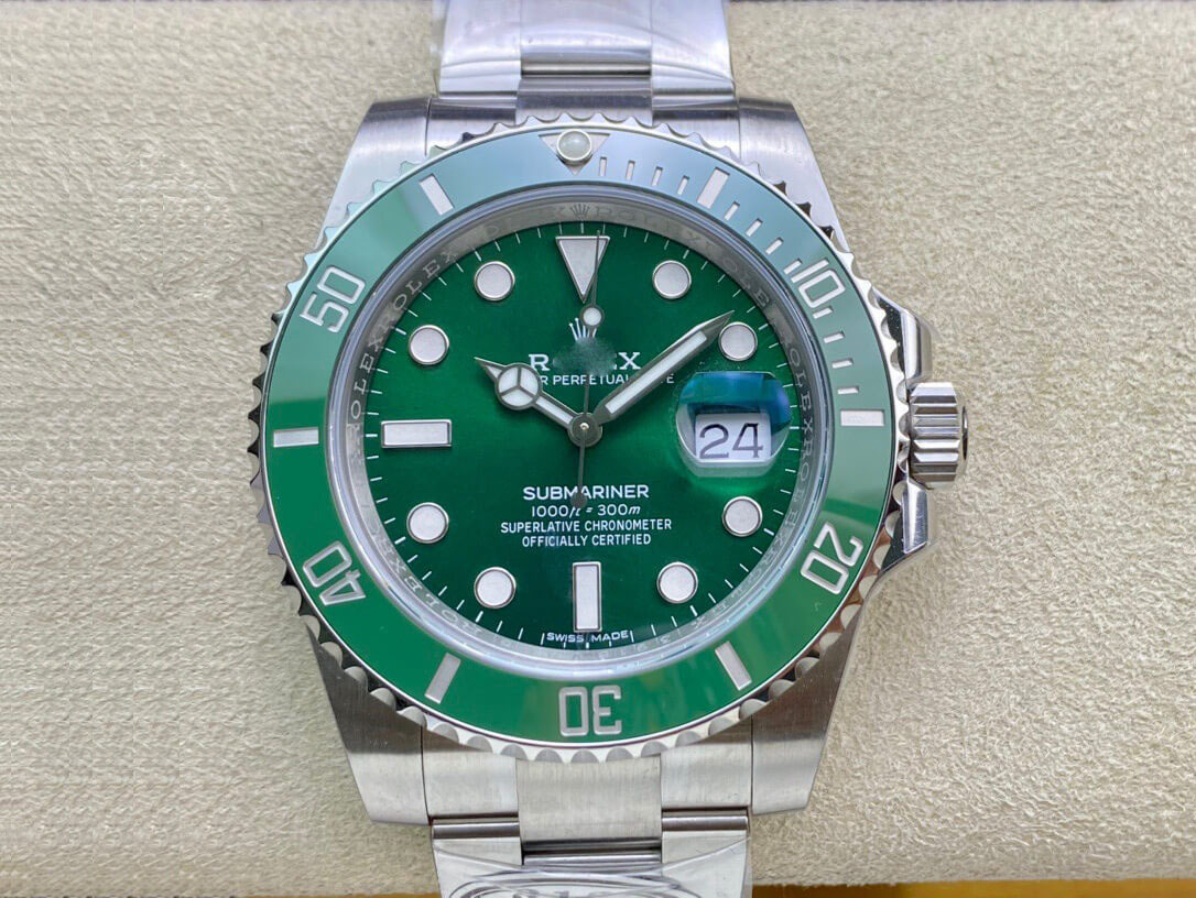 REPLICA ROLEX SUBMARINER 116610LV-97200 CLEAN FACTORY V4 STAINLESS STEEL STRAP