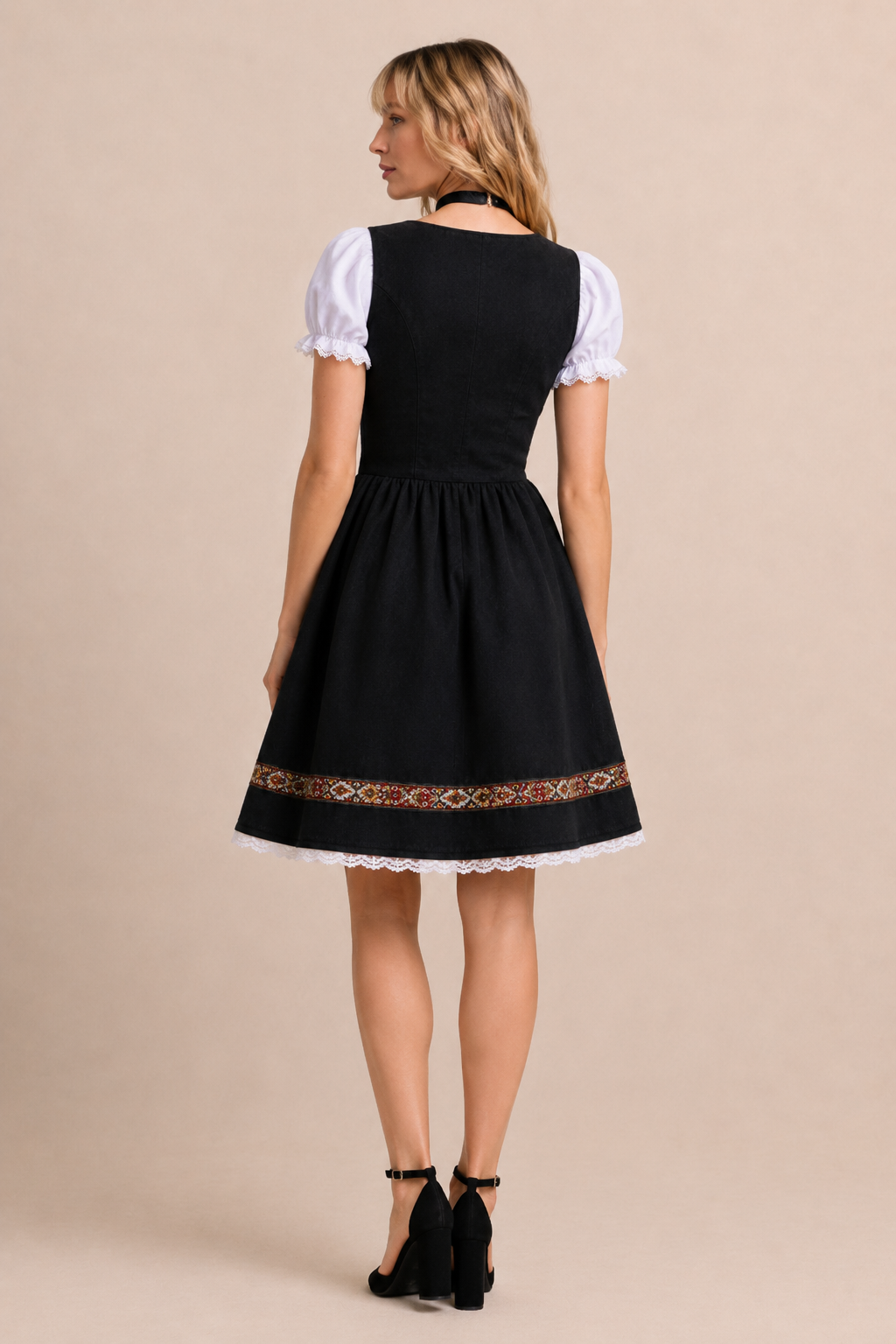 Dirndl Schwarz Nina