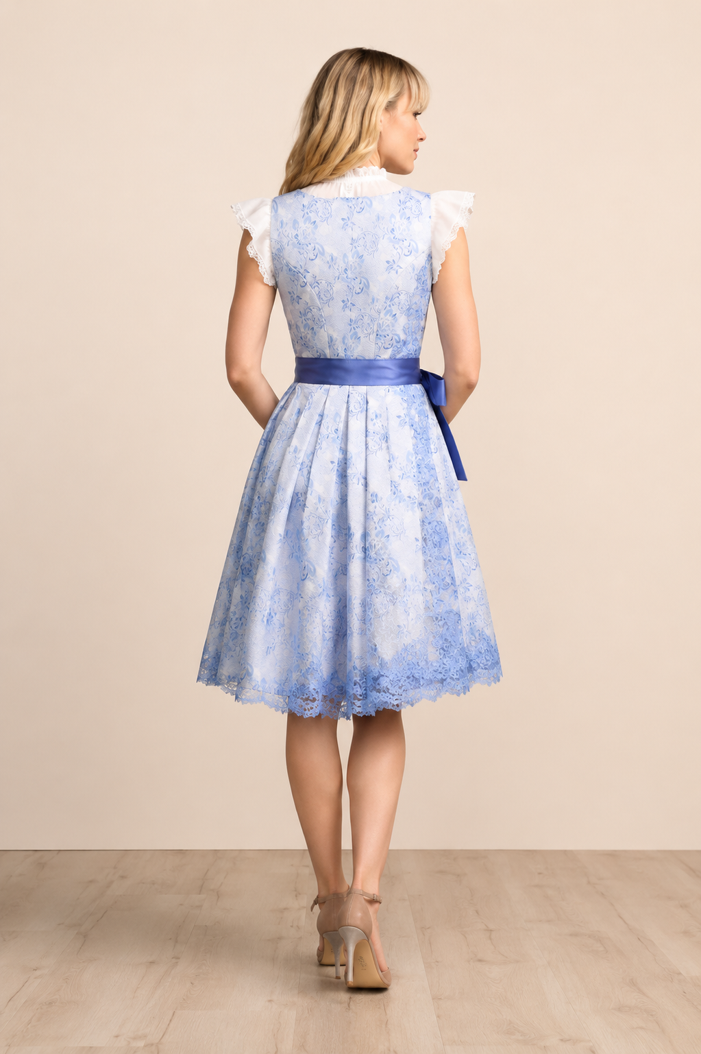 Dirndl Anahita