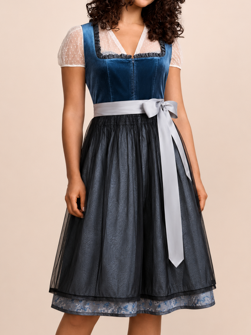 Dirndl Blau Brigitte