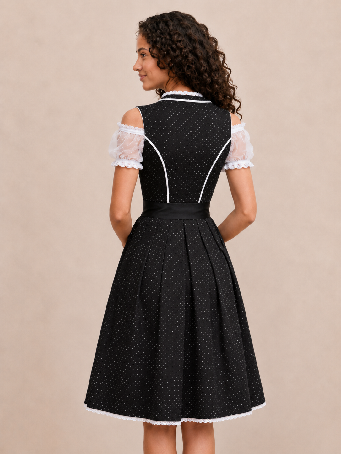Dirndl Schwarz Melanie