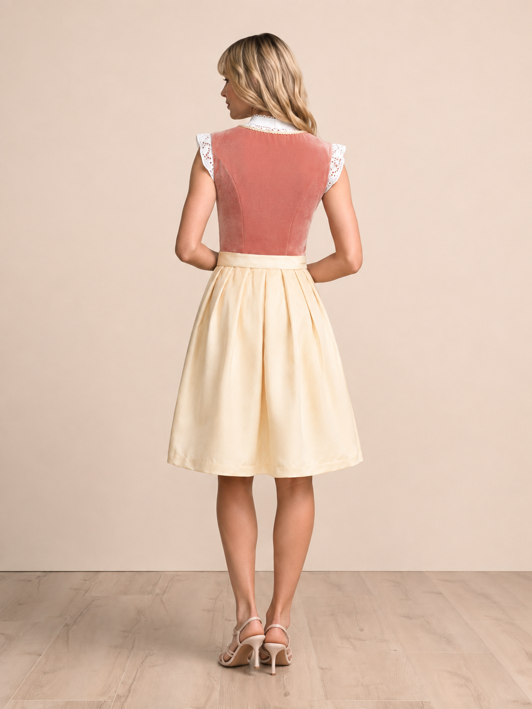 Dirndl Anahita