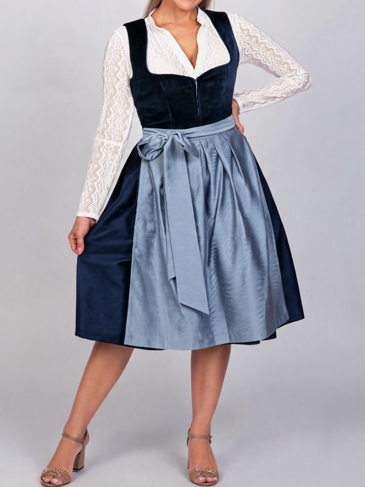 Dirndl Blau Laura