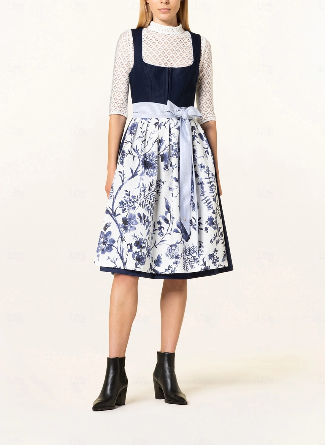 DirndlPop Farbe Sophie Dirndl  Bayern Kostüme für das Bierfest