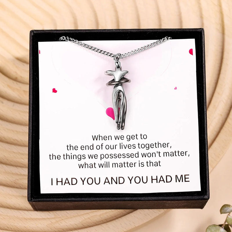 Hugging Couple Necklace – Meaningful Gift for Her