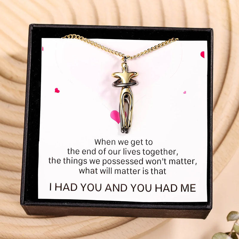 Hugging Couple Necklace – Meaningful Gift for Her