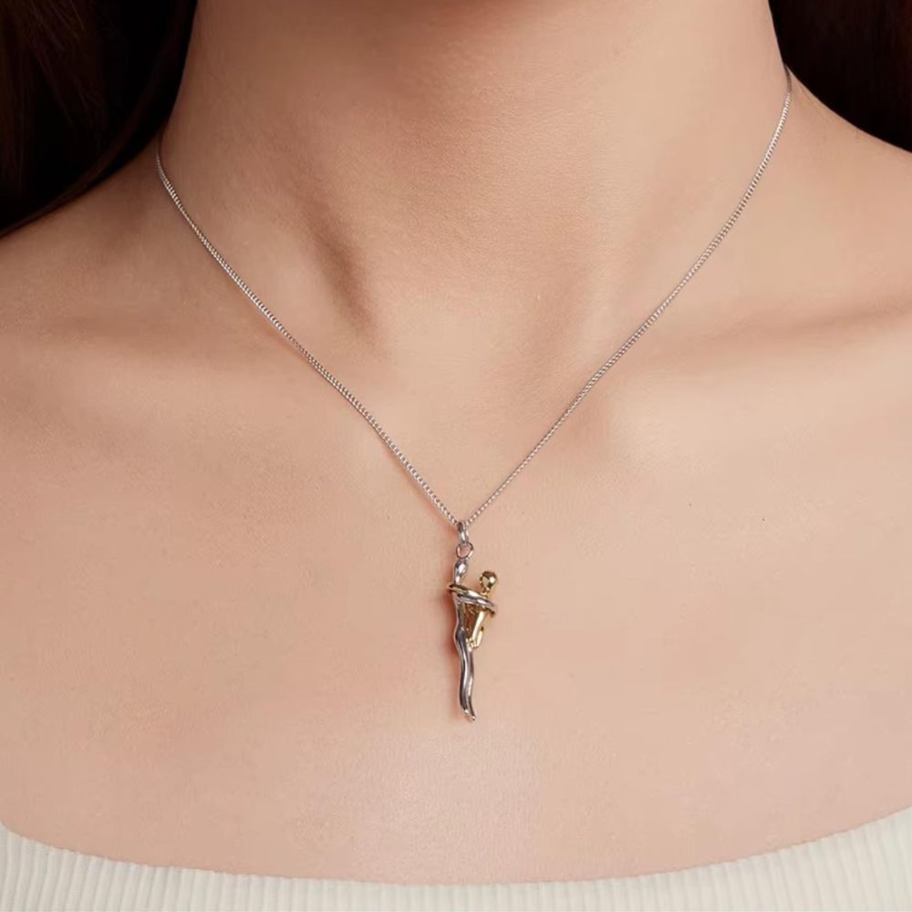 Mother & Child Hug Necklace – A Symbol of Forever Love