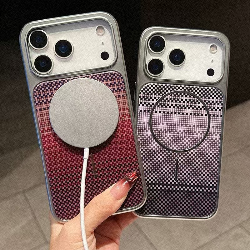 Carbon Fiber MagSafe Case for iPhone 17 – Shockproof & Wireless Charging