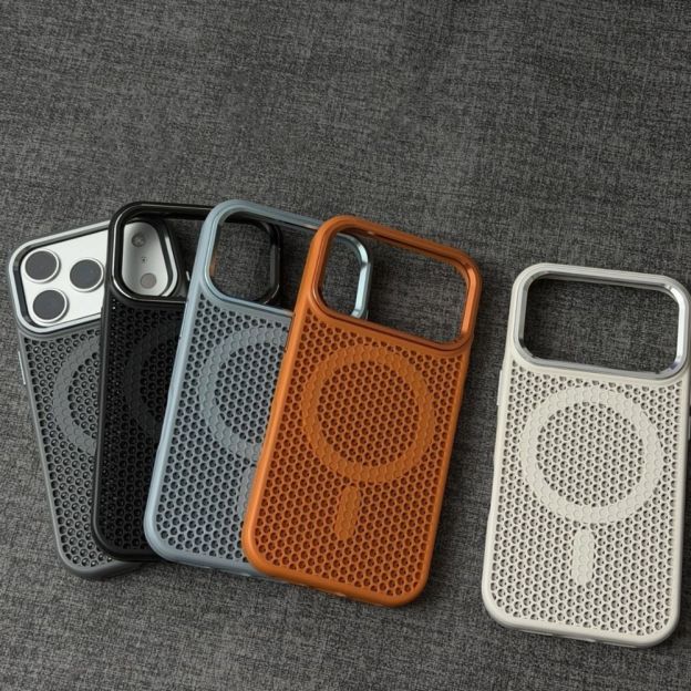 Honeycomb Cooling MagSafe Case
