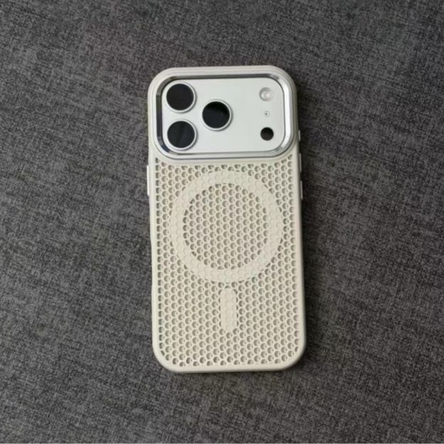 Honeycomb Cooling MagSafe Case