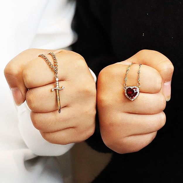 🏆Flash Sale⚡50K+ SOLD! 🖤Gothic Heart & Sword Necklace  