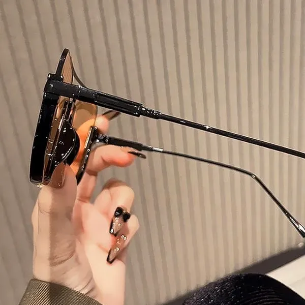 💥Last Day Promotion 49% OFF - Classic Aviator Sunglasses – Unisex, All-Match, Tinted Lenses