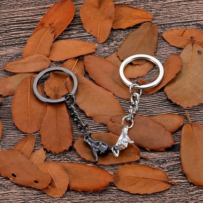 2-Piece Matching Pinky Promise Keychains for Couples in Love