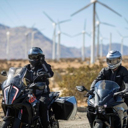 Capacete Shoei GT-AIR II - Um capacete integral exclusivo para turismo de alta qualidade que combina funcionalidade com design refinado