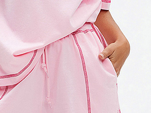 Adjustable drawstring design