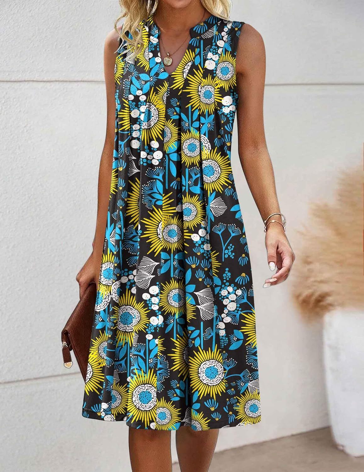 Women Casual A-Line Dress with Pockets 2025 Sleeveless V Neck Pleated Sundress Loose T-Shirt Work Office Dresses