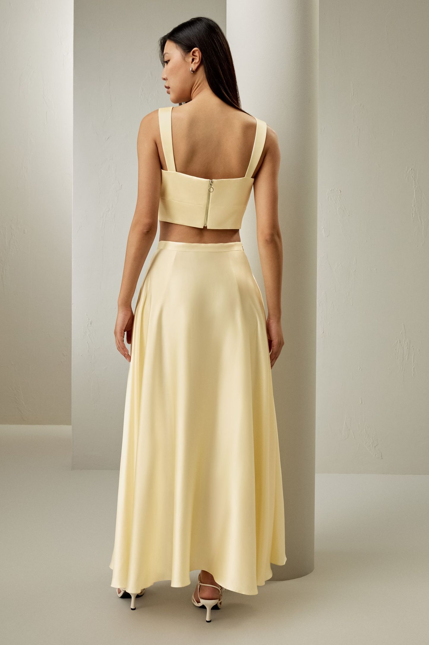 #color_LILYÁUREA® Golden-Yellow