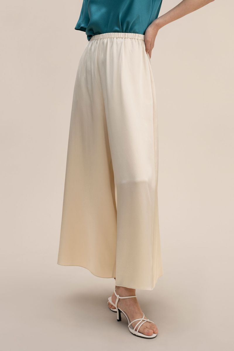 #color_Or de gravier