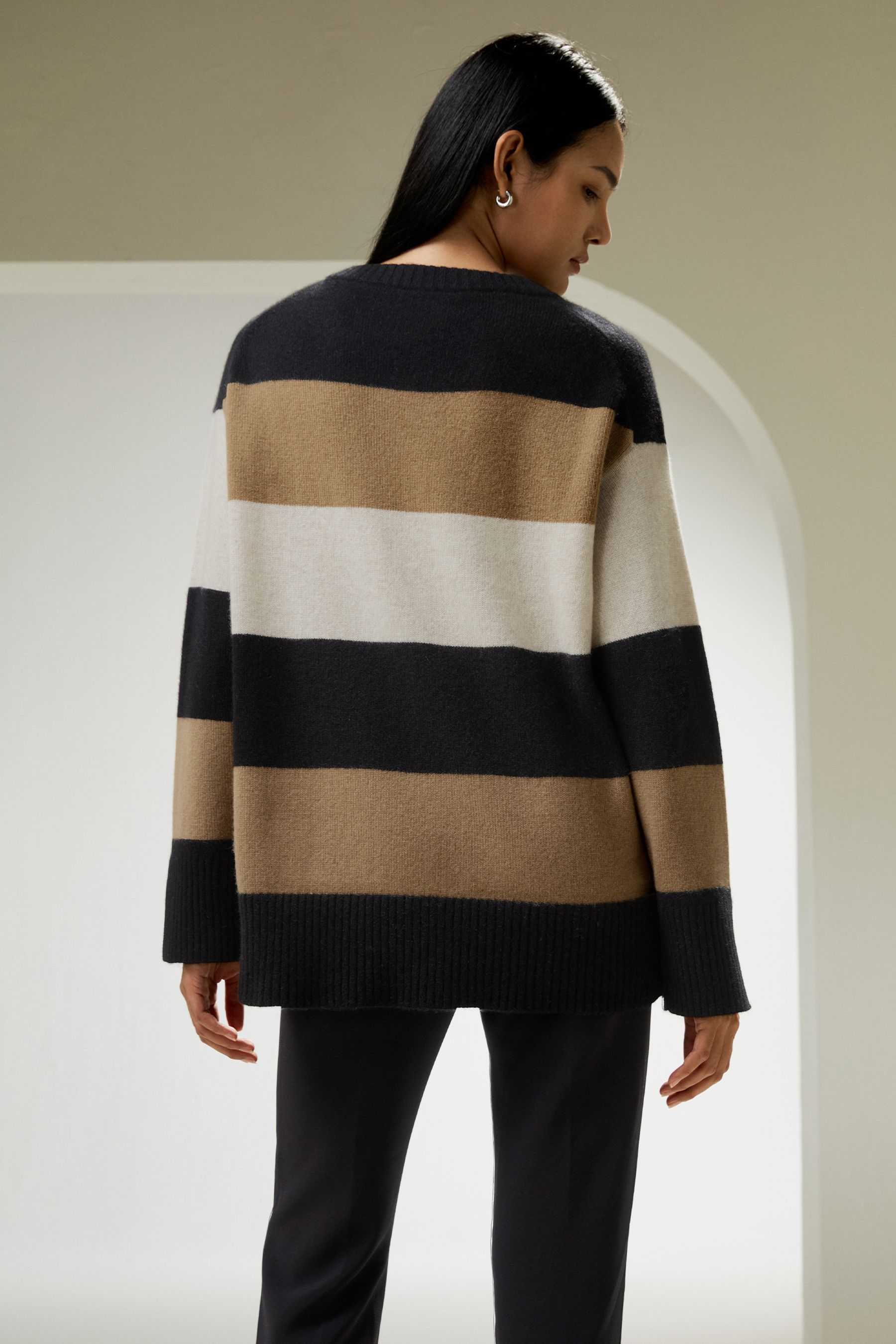 #color_Noir & Camel & Beige