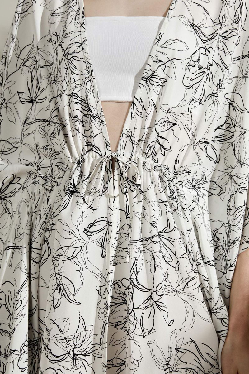 #color_Motif floral noir et blanc