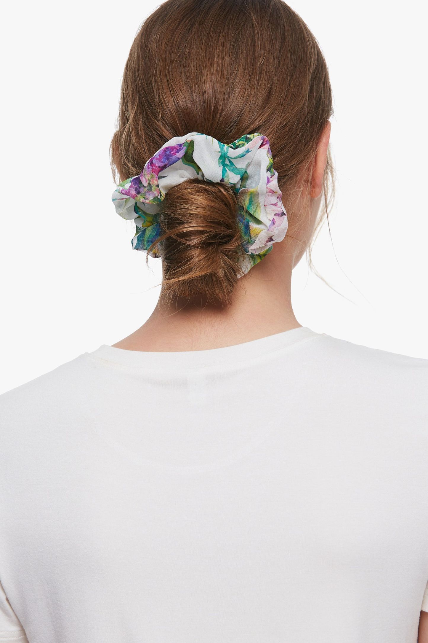 #color_Fleur pourpre sur blanc