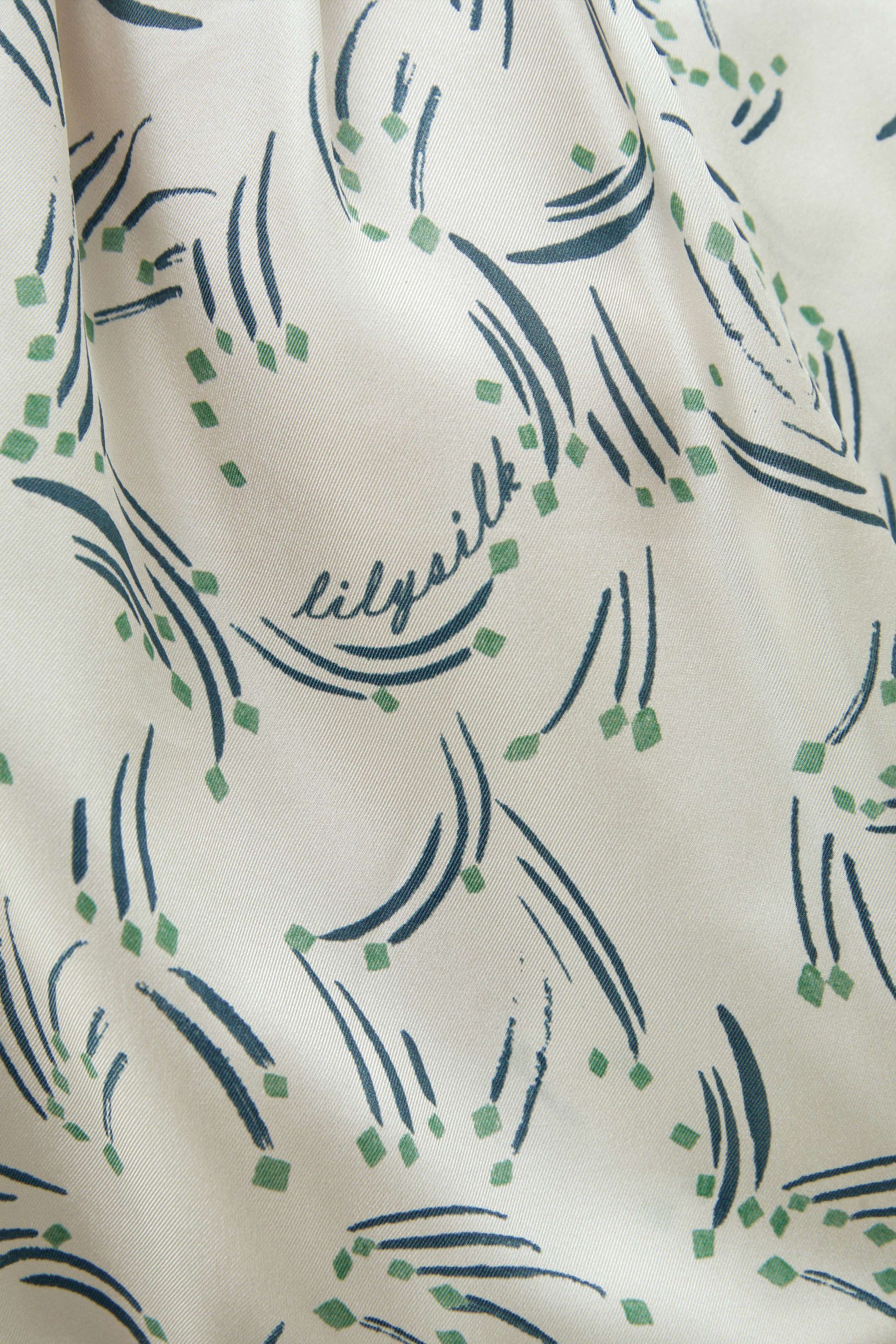 #color_Allée feuillue