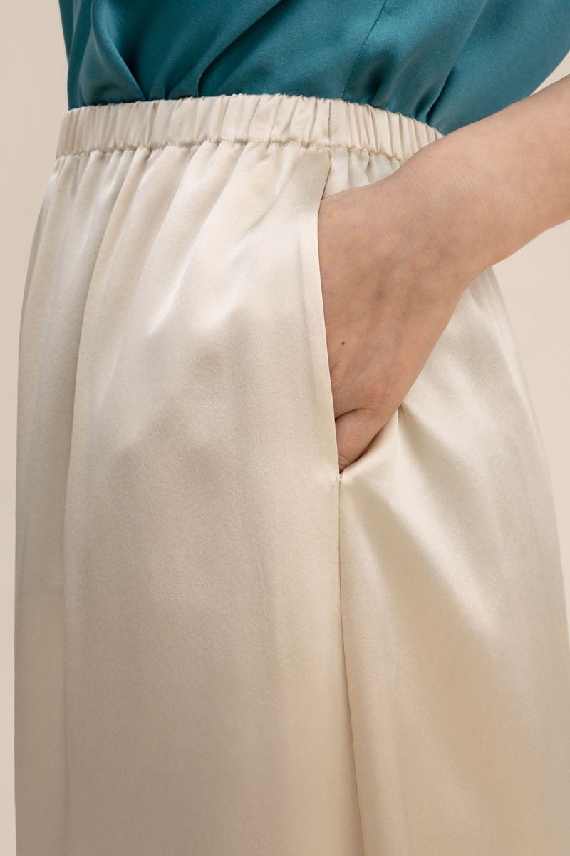 #color_Or de gravier